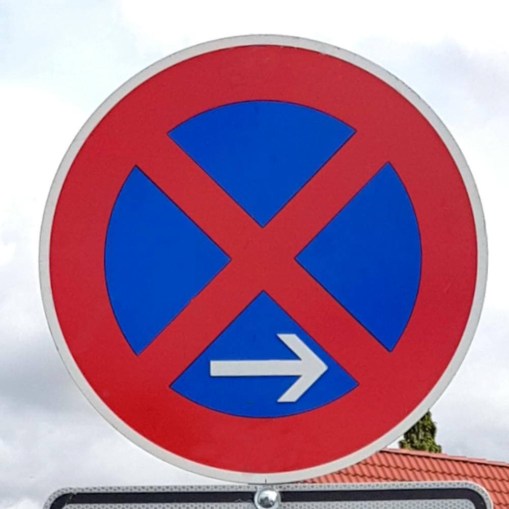 Halteverbotszone beantragen in Berlin: Schnell, günstig und zuverlässig online