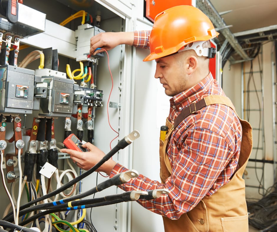 Die Bedeutung der UVV Prüfung im Rahmen der DGUV V3 Prüfung zur Gewährleistung der elektrischen Sicherheit